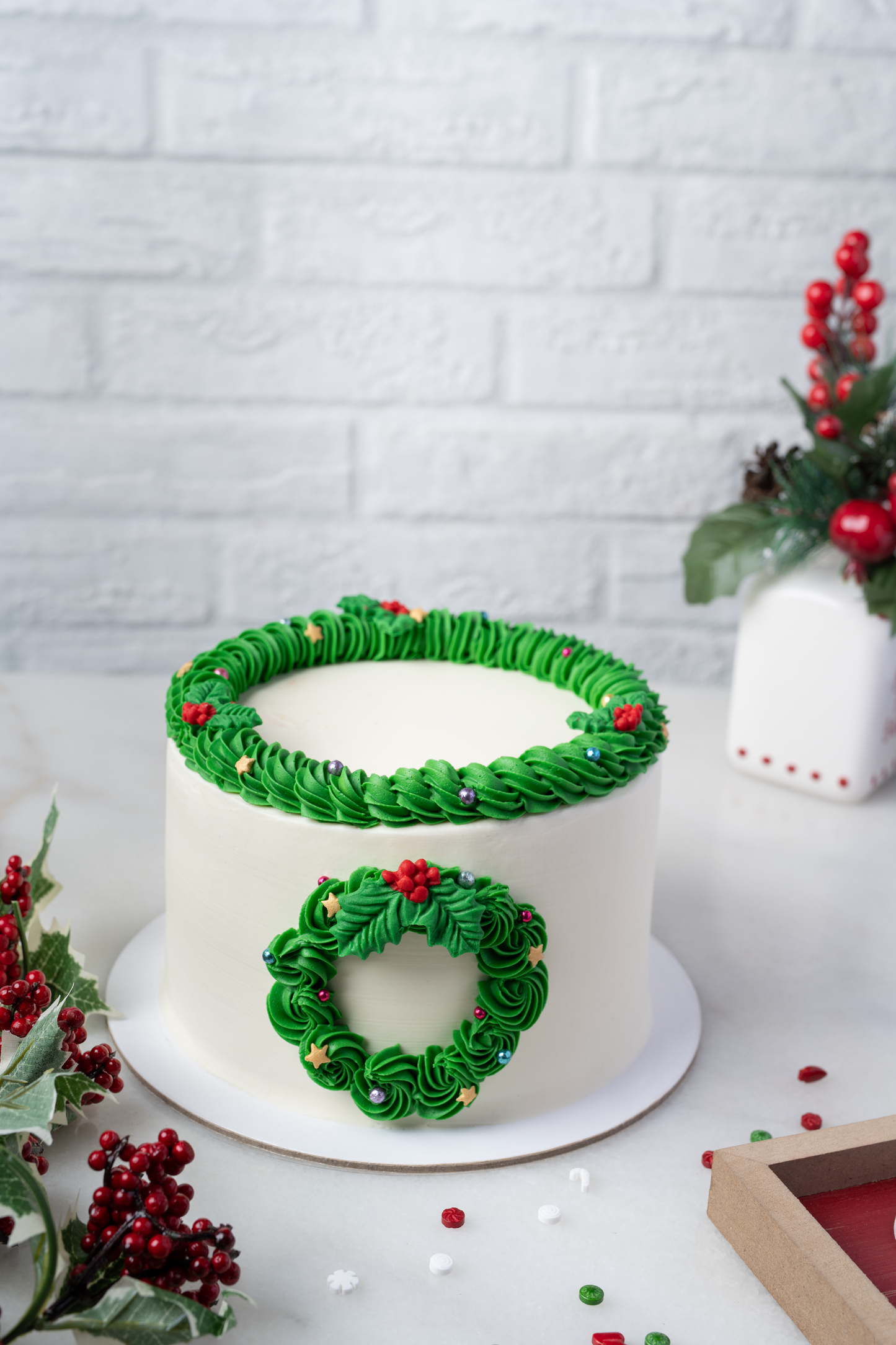 Buttercream Wreath Cake 2