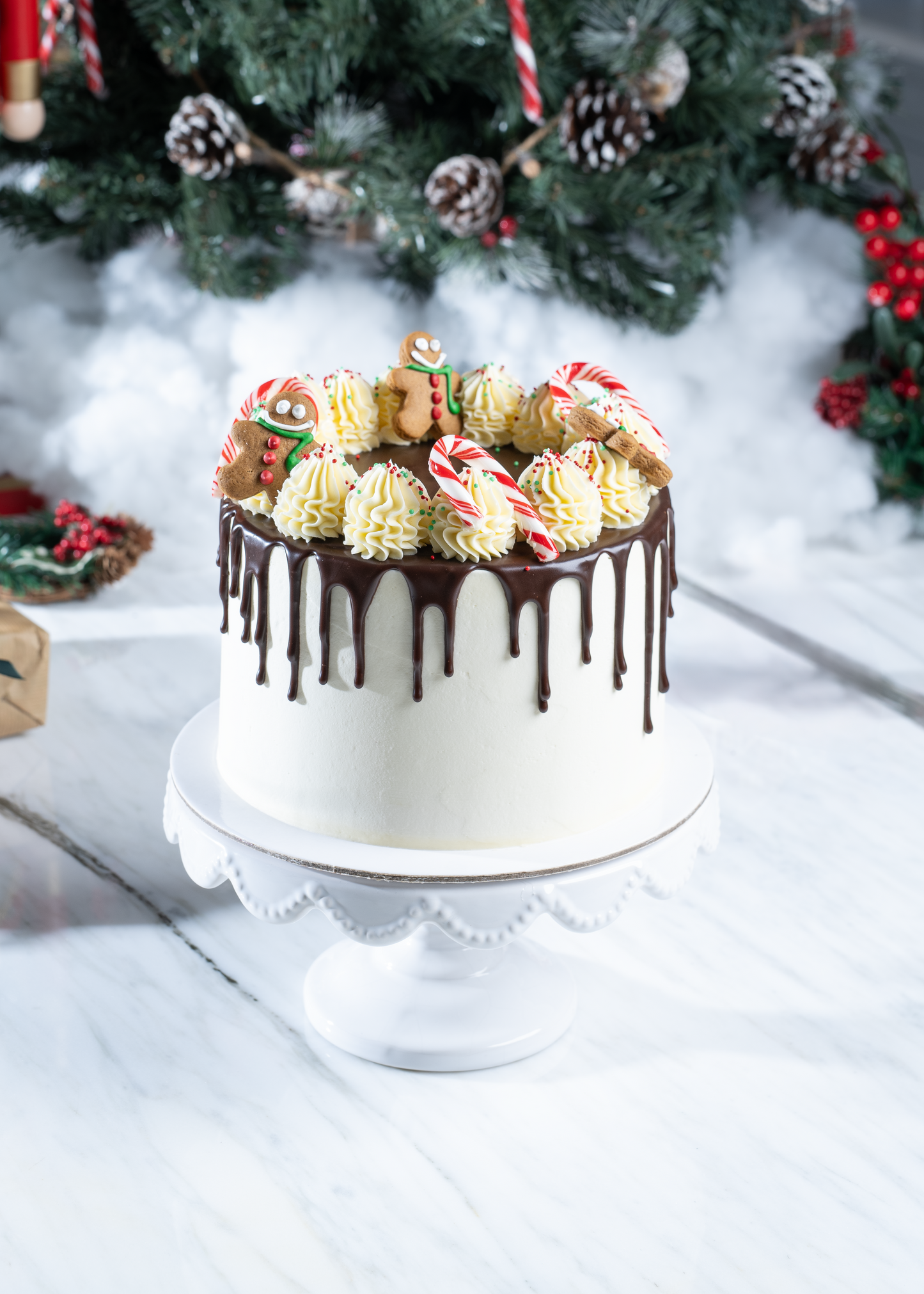 Gingerbread Man Drip Cake