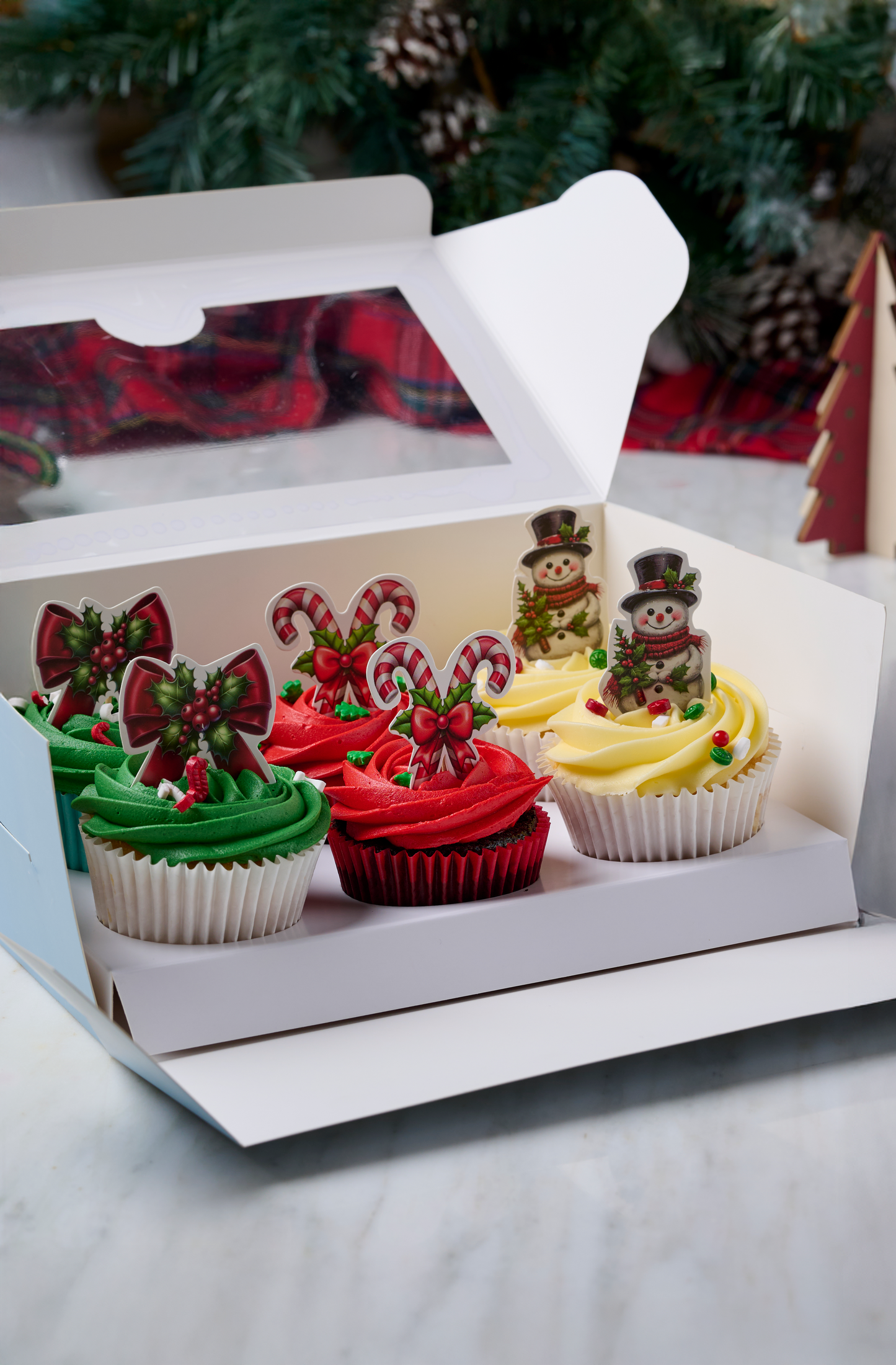 Xmas Pick Topper Cupcakes