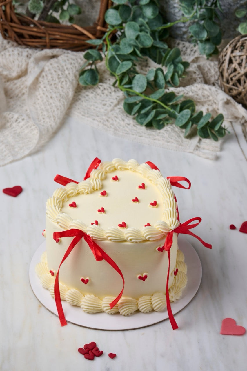 Hearts & Ribbons Vintage Cake