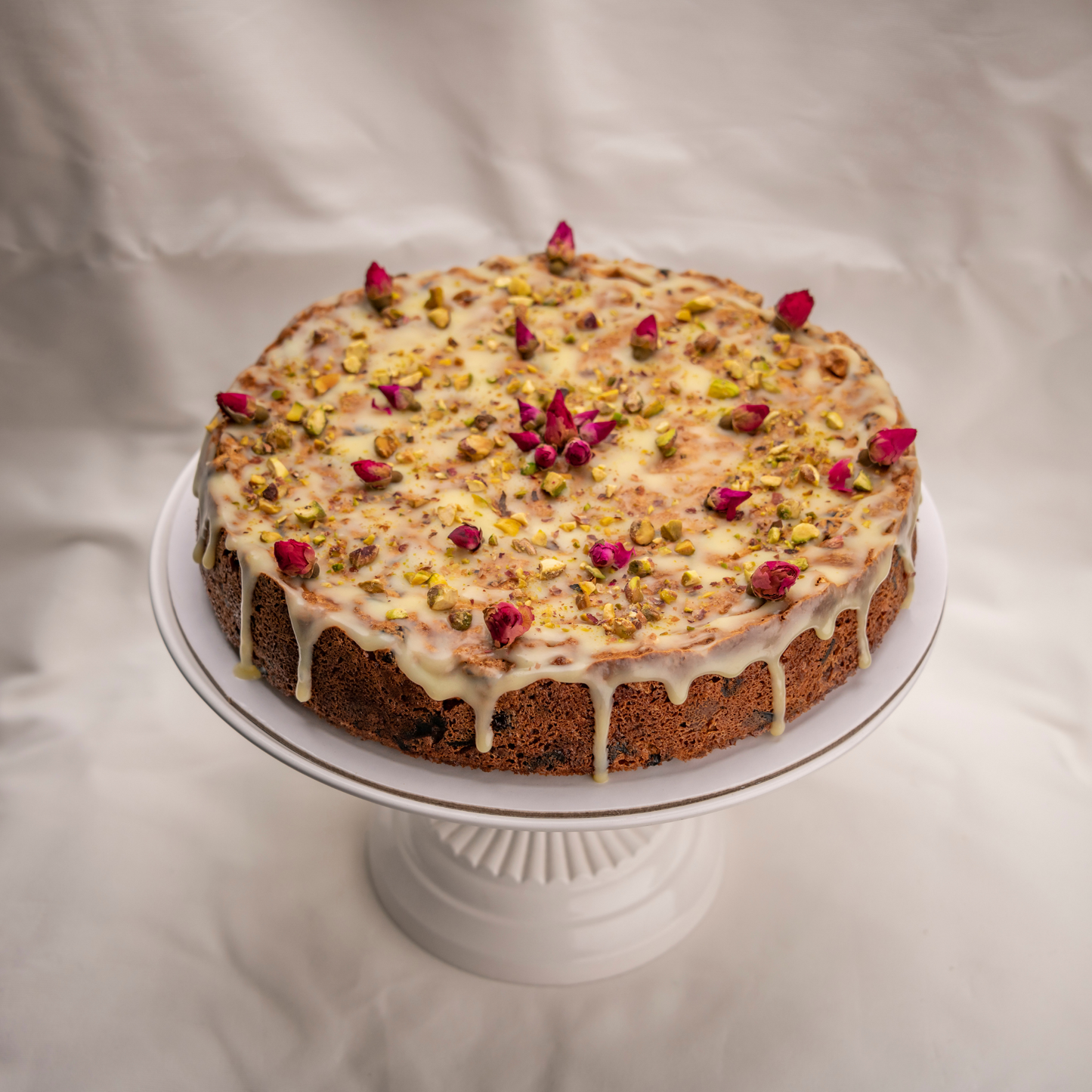 Pistachio Meringue Cake