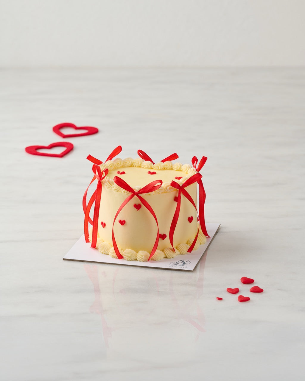 Hearts & Ribbons Vintage Cake