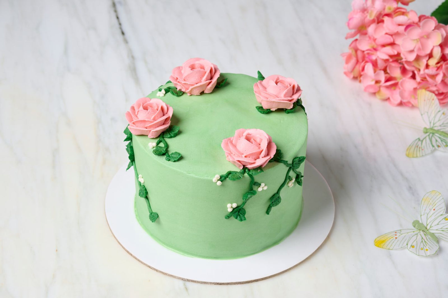 Green Cake with Peach Pink Roses