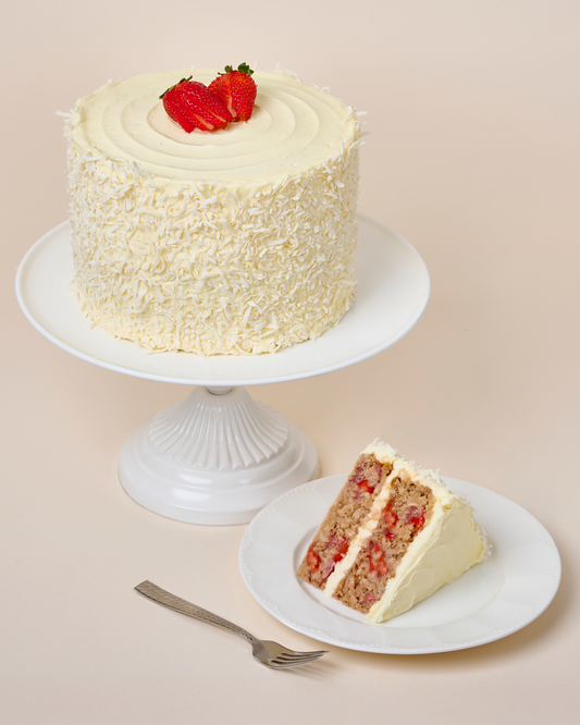 Pastel De Coco Y Bayas